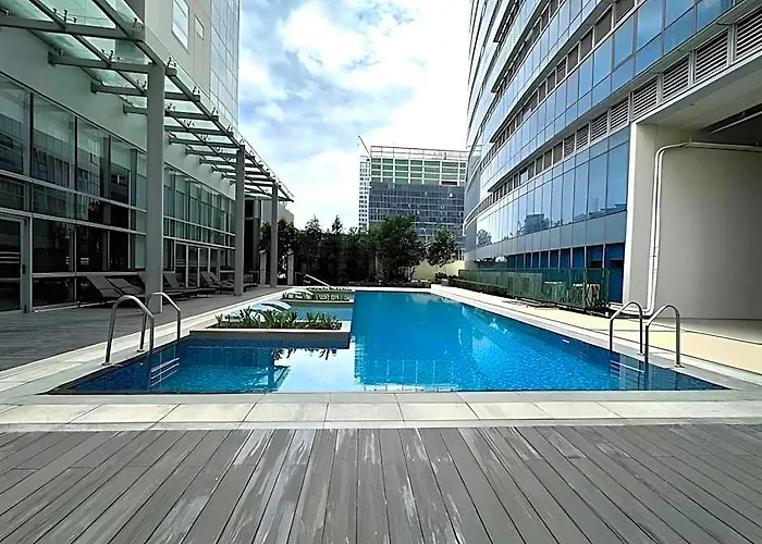 Eg Private House -bgc Uptown 4*